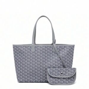 Grey tote bag